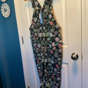 NWT Kavu San Blas Overalls Greenhouse Succulent Print Fun Lightweight size S